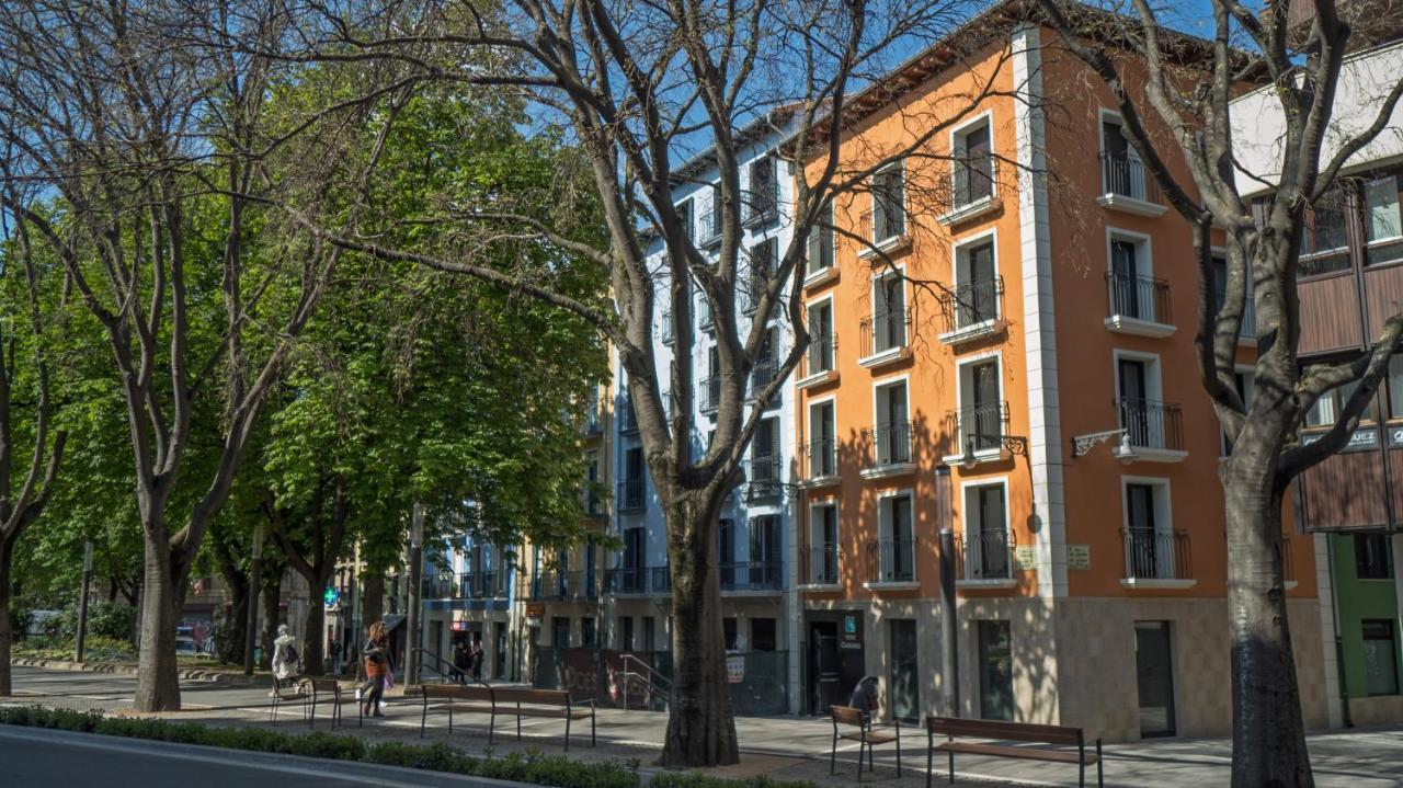 Hotel Ciudadela Pamplona Exterior foto