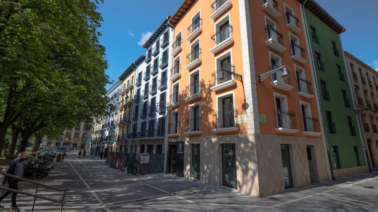 Hotel Ciudadela Pamplona Exterior foto